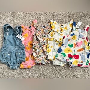NWT Baby Girl Old Navy Summer or Spring Outfits lot size 3-6 months 5pc bundle